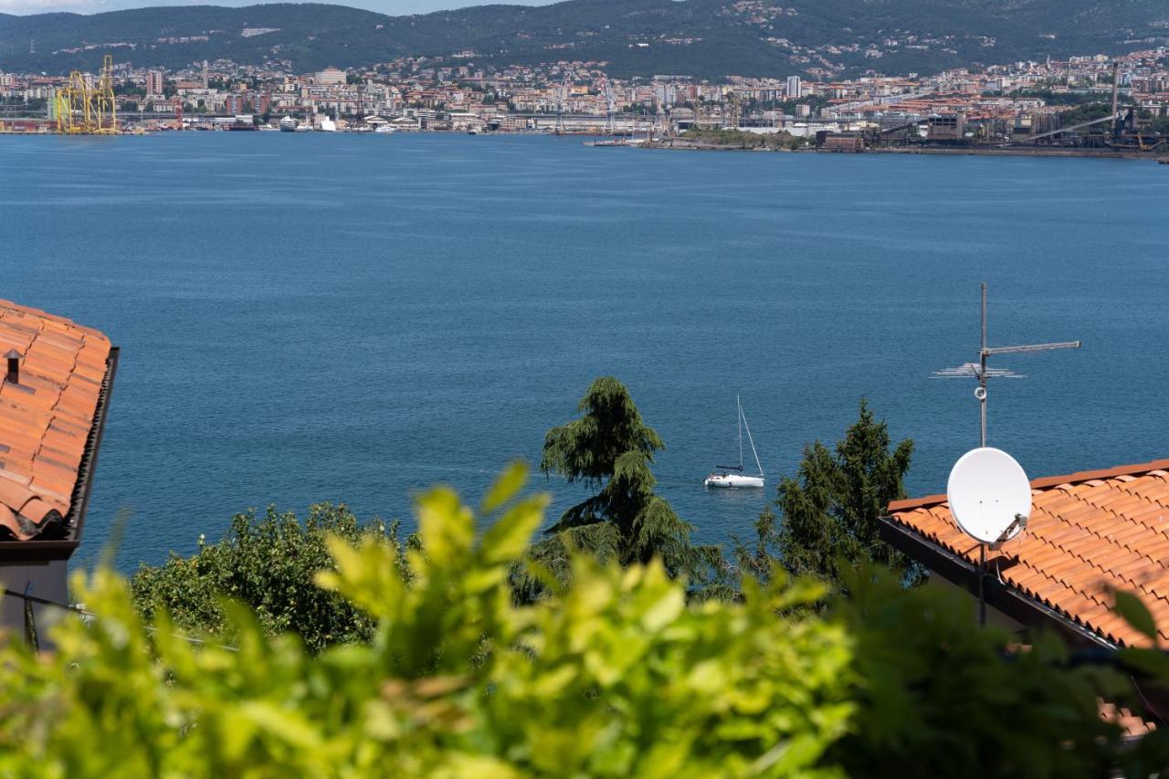 Muggia Uphill B&B Bagian luar foto