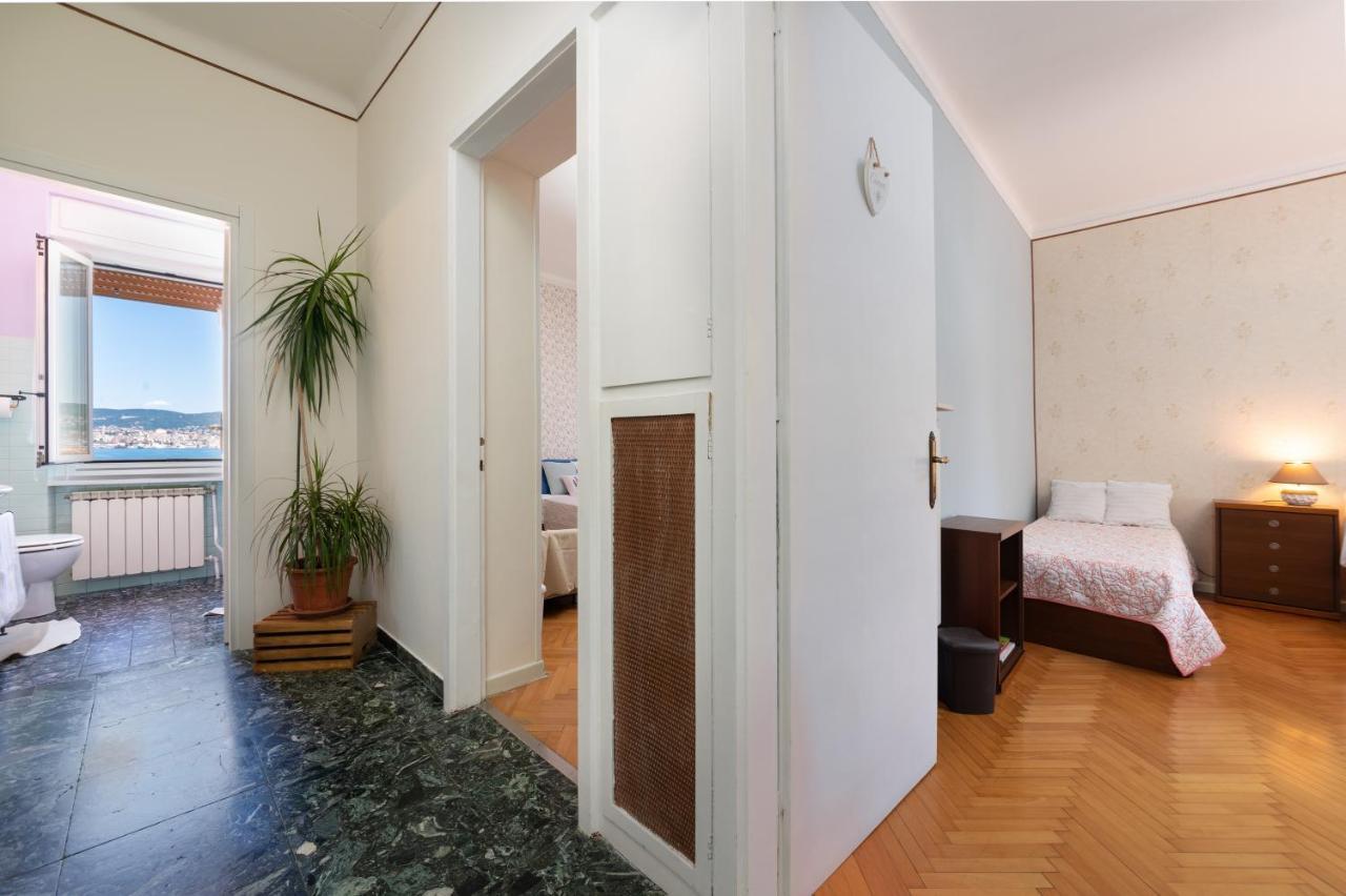 Muggia Uphill B&B Bagian luar foto